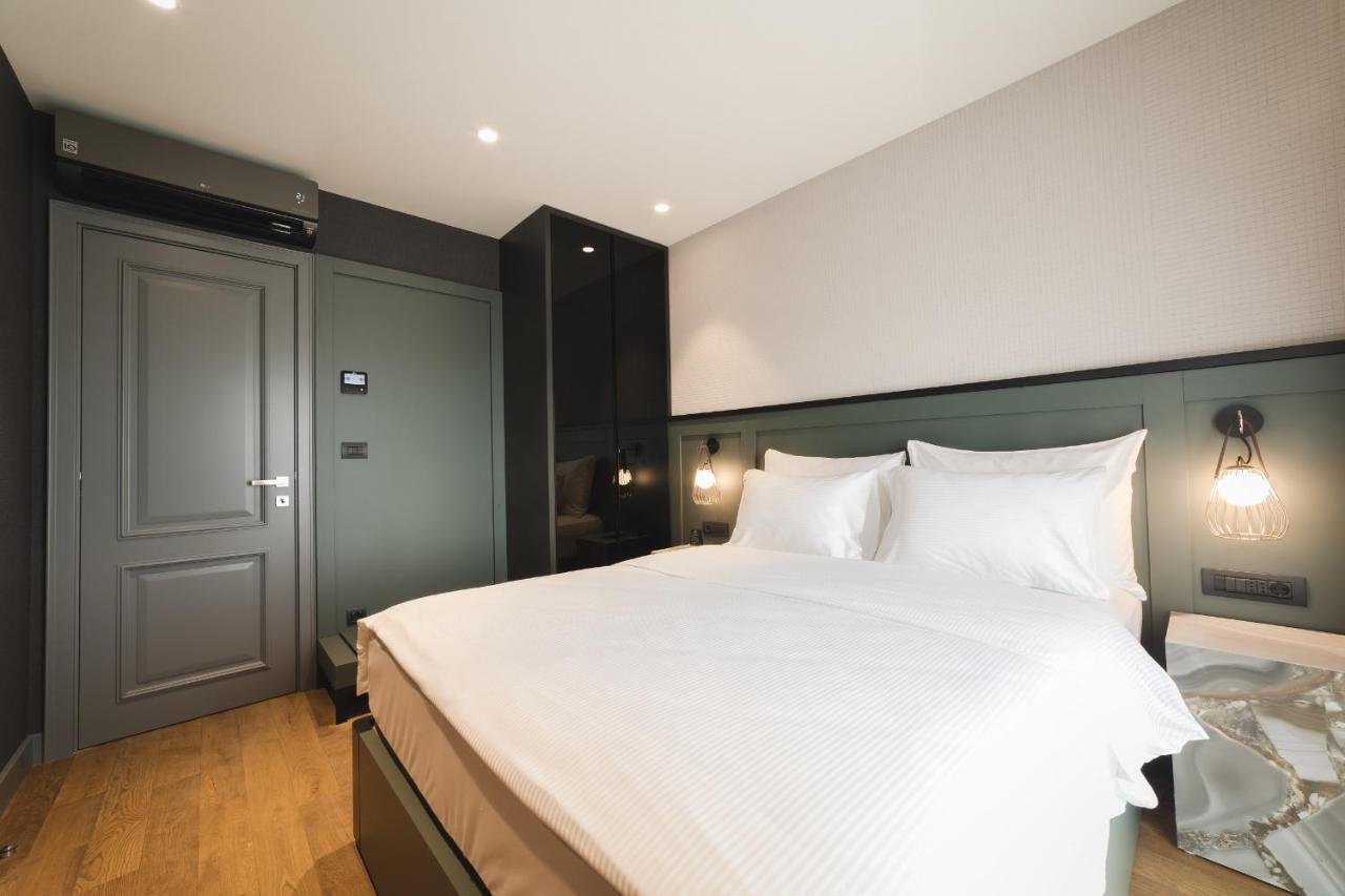 Signum Hotel Подгорица Екстериор снимка
